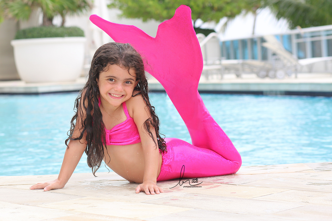 Mermaid photography session of 5 year old girl - Miami mermaid photographer Barbi Rodriguez